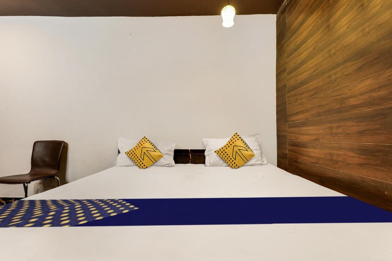 Hotel Oyo Flagship 81486 Mahalaxmi